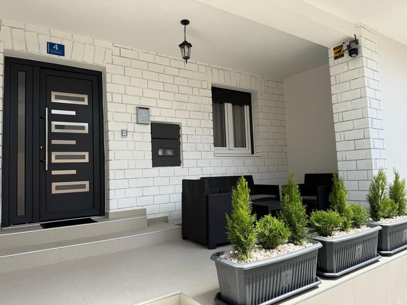 Luxus home spectus livno