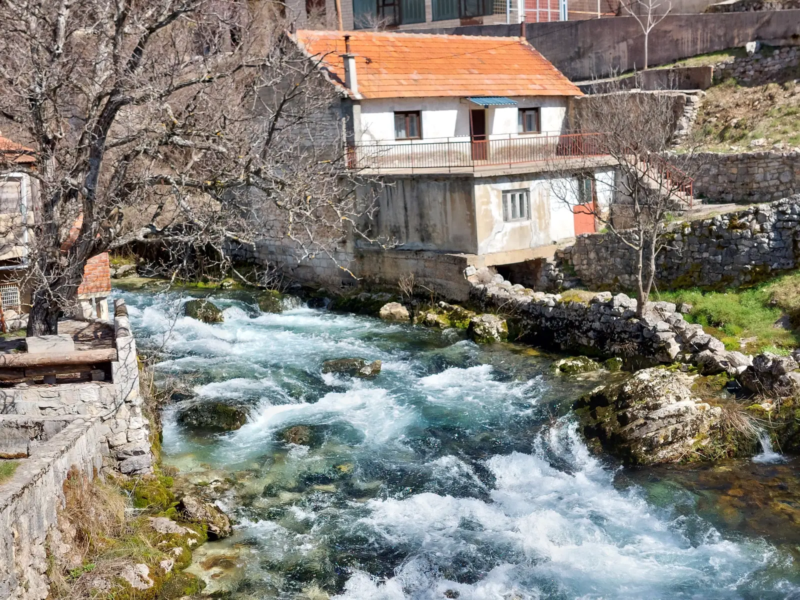 Duman - la source de Bistrica et le vieux pont – Livno